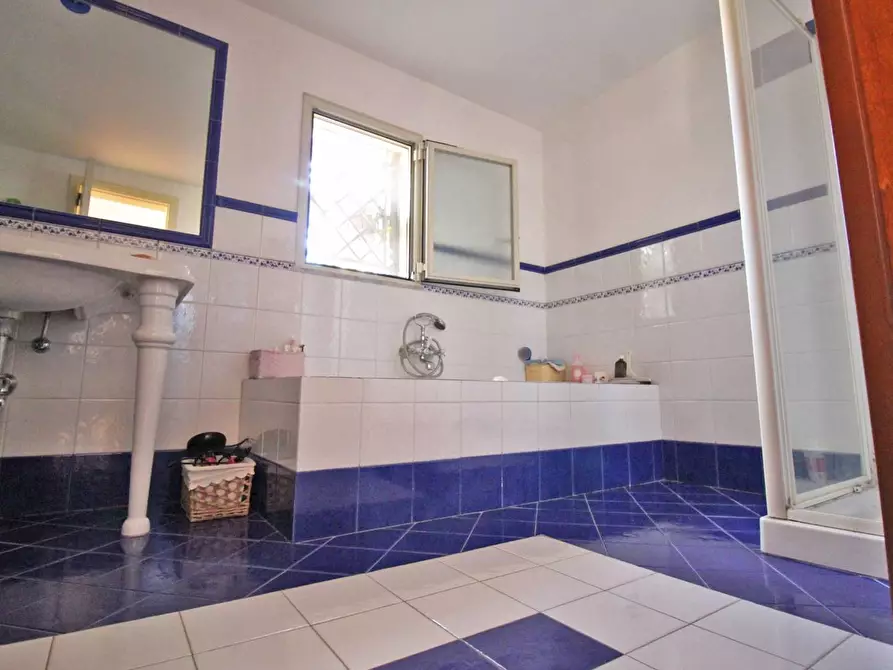 Immagine 65 di Appartamento in vendita  in Via Nino Basile 9 a Palermo