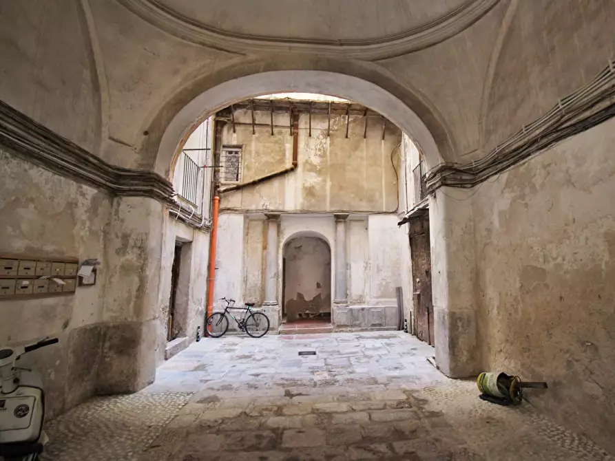 Immagine 93 di Appartamento in vendita  in Via Nino Basile 9 a Palermo