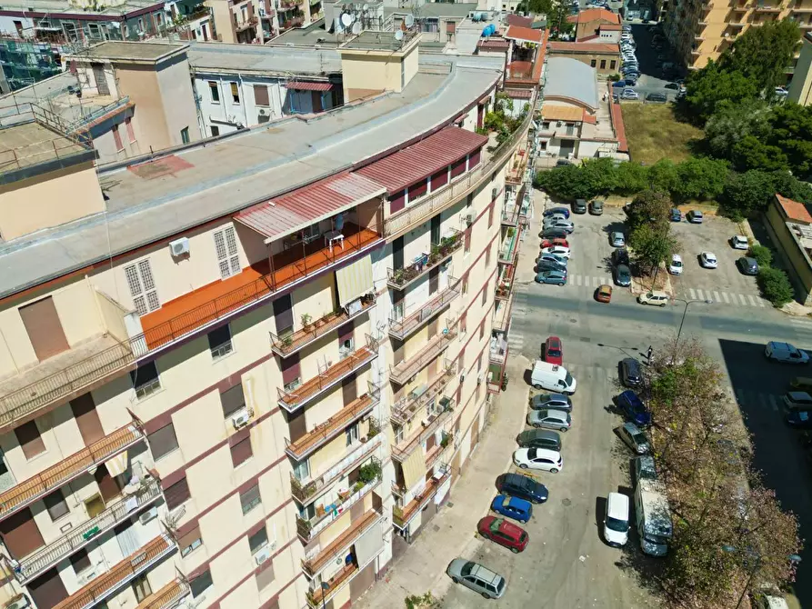 Immagine 13 di Locale commerciale in vendita  in Via Fortunato Fedele 39 a Palermo