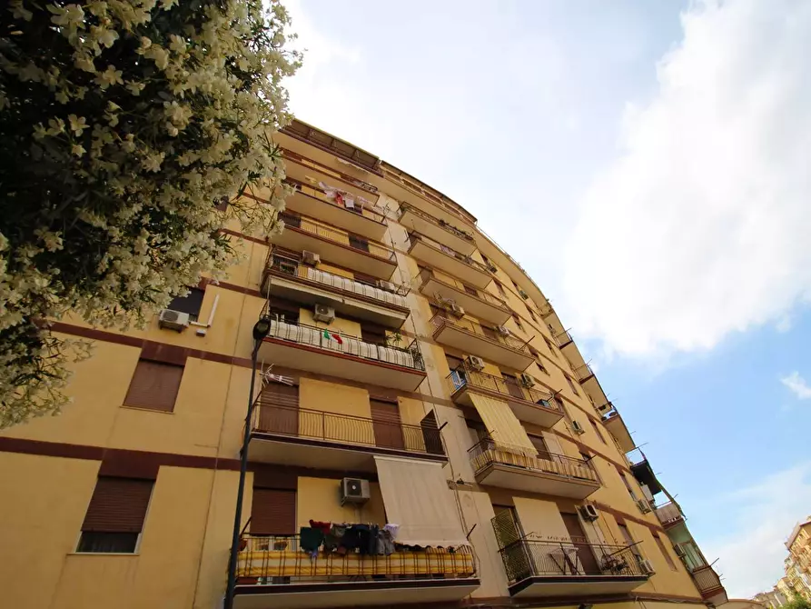 Immagine 26 di Locale commerciale in vendita  in Via Fortunato Fedele 39 a Palermo