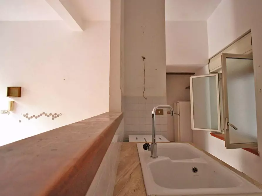 Immagine 30 di Appartamento in vendita  in Via Francesco Baracca 48 a Palermo