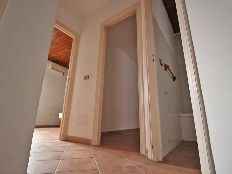 Immagine 38 di Appartamento in vendita  in Via Francesco Baracca 48 a Palermo