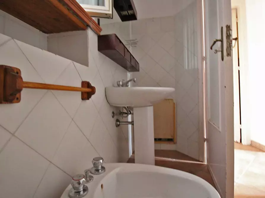 Immagine 42 di Appartamento in vendita  in Via Francesco Baracca 48 a Palermo