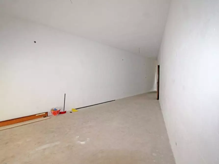 Immagine 11 di Box auto in vendita  in Via Favignana 14 a Palermo