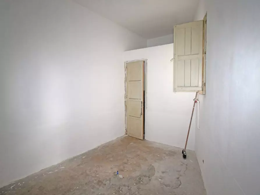 Immagine 15 di Box auto in vendita  in Via Favignana 14 a Palermo