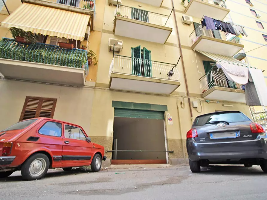 Immagine 26 di Box auto in vendita  in Via Favignana 14 a Palermo