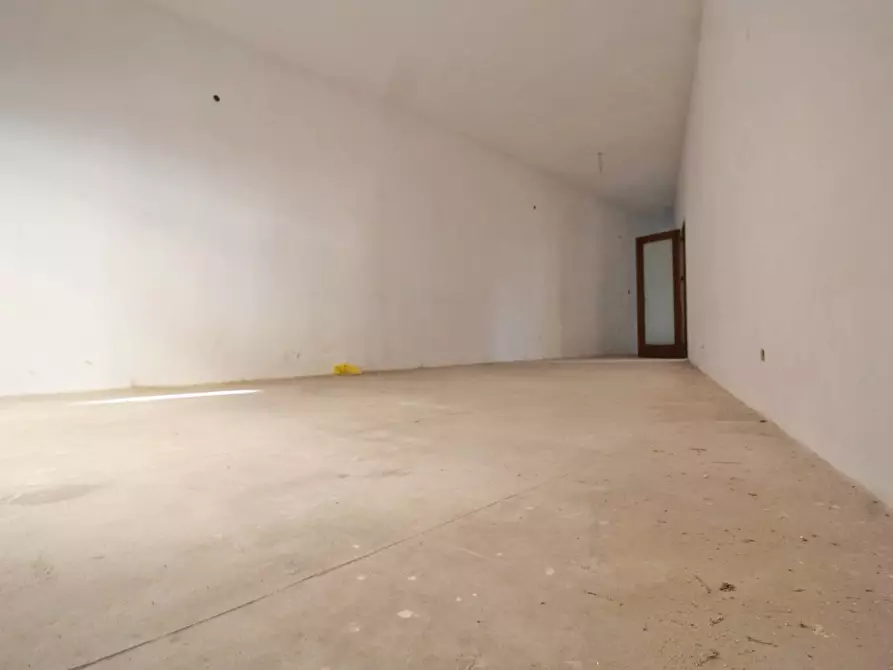 Immagine 35 di Box auto in vendita  in Via Favignana 14 a Palermo