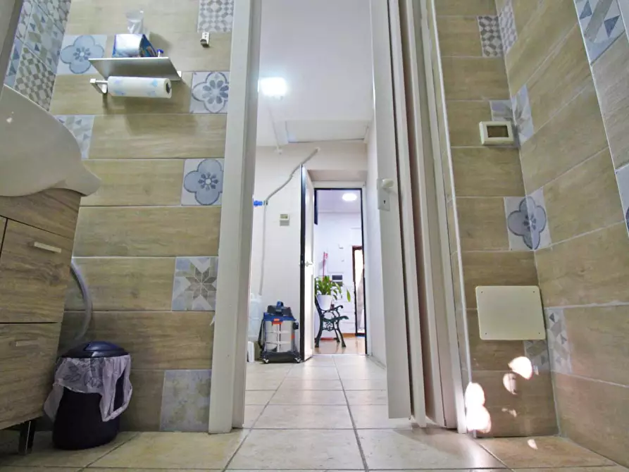 Immagine 25 di Ufficio in vendita  in Corso Calatafimi 802 a Palermo