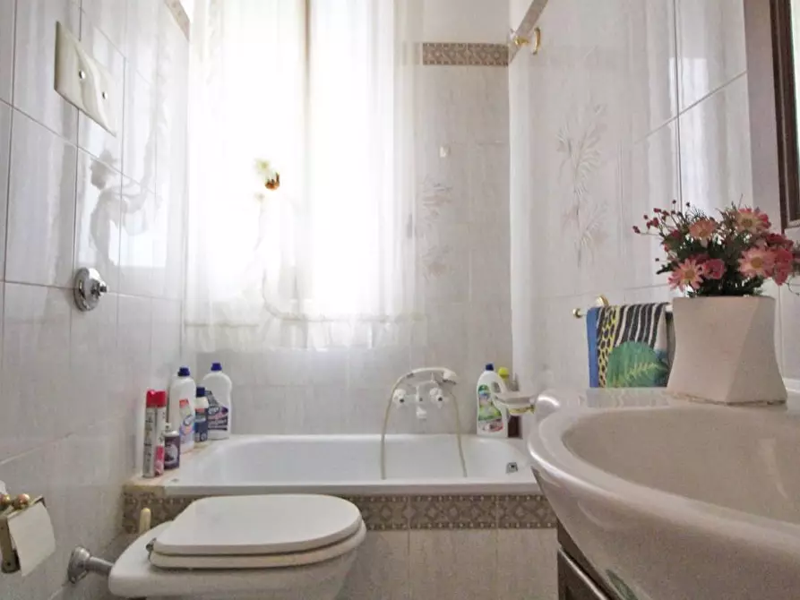 Immagine 21 di Appartamento in vendita  in Via Luigi Sturzo 18 a Altofonte