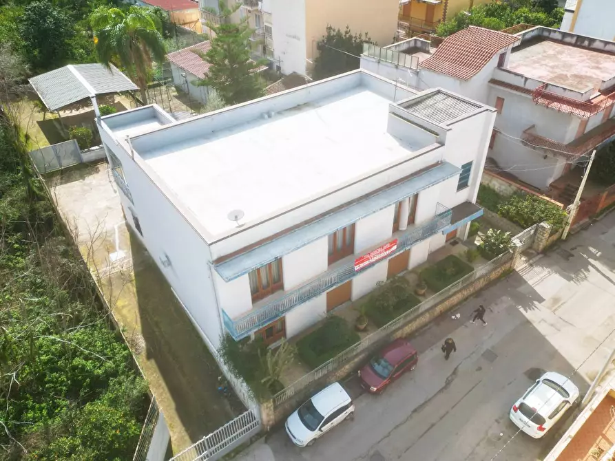 Immagine 2 di Appartamento in vendita  in Via Falsomiele 126 a Palermo