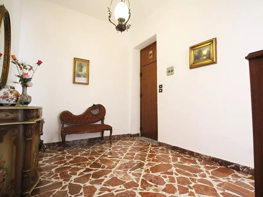 Immagine 15 di Appartamento in vendita  in Via Falsomiele 126 a Palermo