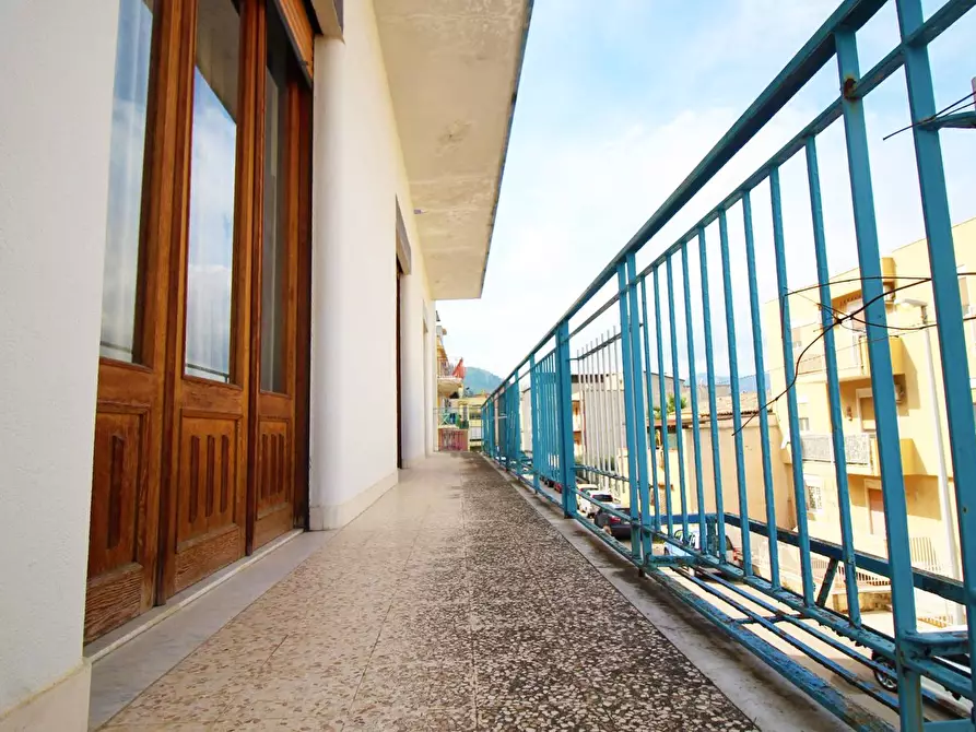 Immagine 33 di Appartamento in vendita  in Via Falsomiele 126 a Palermo