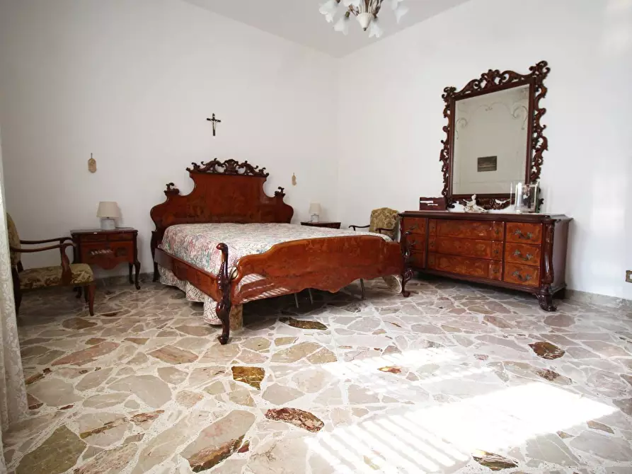 Immagine 39 di Appartamento in vendita  in Via Falsomiele 126 a Palermo