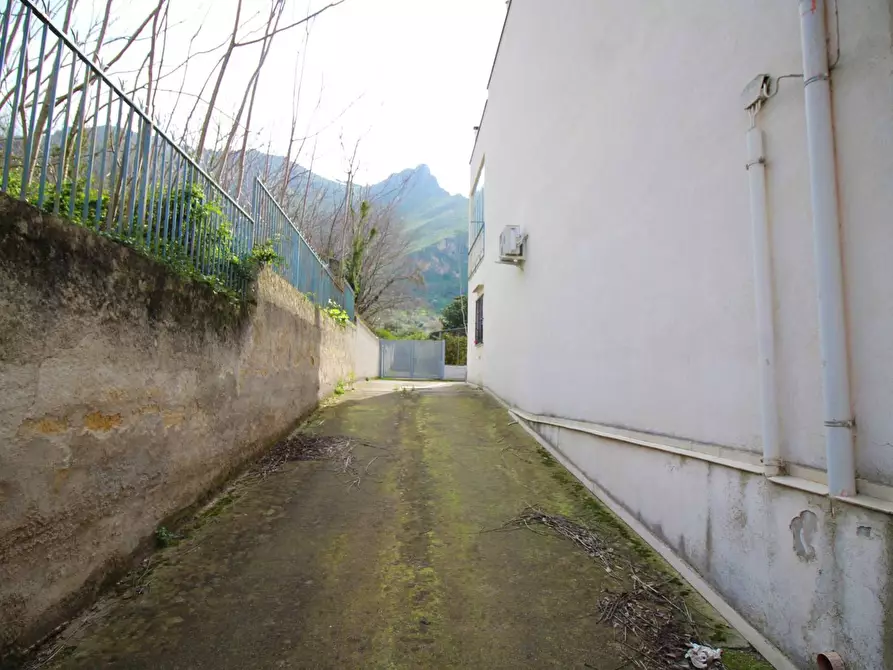Immagine 85 di Appartamento in vendita  in Via Falsomiele 126 a Palermo