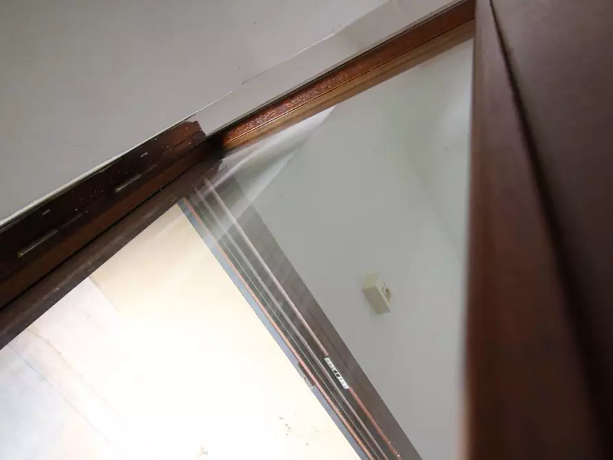 Immagine 21 di Locale commerciale in vendita  in Via Alloro 19 a Palermo