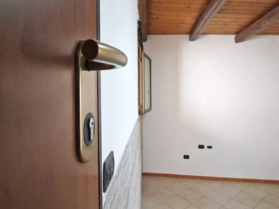 Immagine 13 di Appartamento in vendita  in via veronica 60 a Altofonte