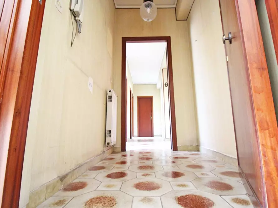 Immagine 3 di Appartamento in vendita  in Corso Dei Mille 1315 a Palermo