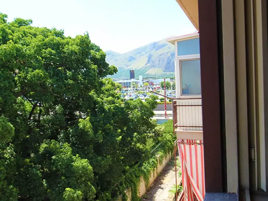 Immagine 34 di Appartamento in vendita  in Corso Dei Mille 1315 a Palermo