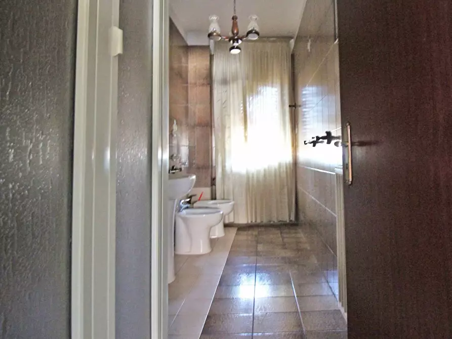 Immagine 36 di Appartamento in vendita  in Corso Dei Mille 1315 a Palermo