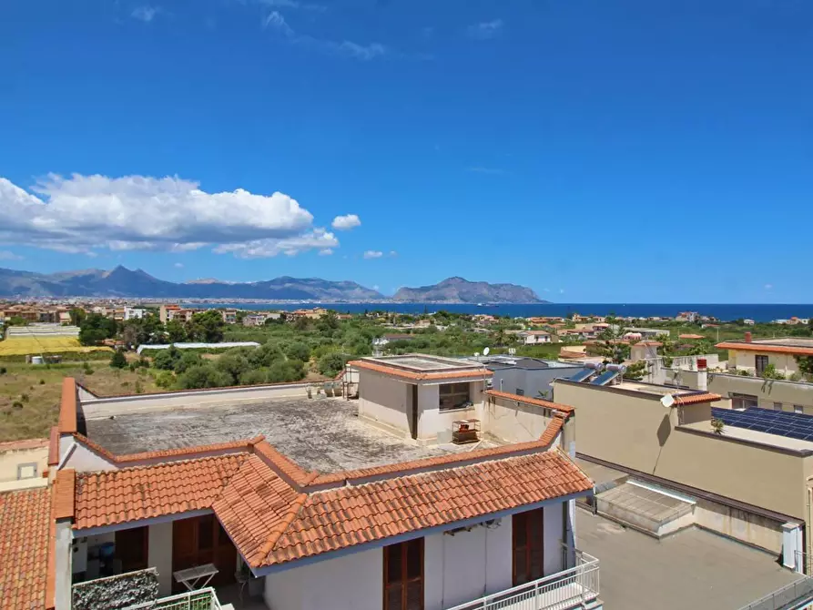 Immagine 2 di Appartamento in vendita  in via giuseppe padre la rocca 48 a Ficarazzi