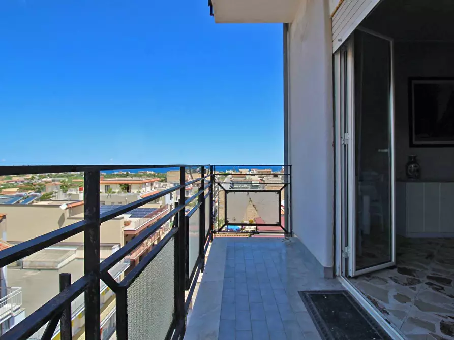 Immagine 25 di Appartamento in vendita  in via giuseppe padre la rocca 48 a Ficarazzi