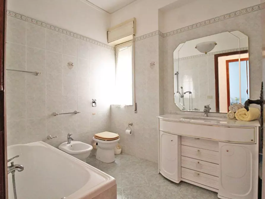 Immagine 35 di Appartamento in vendita  in via giuseppe padre la rocca 48 a Ficarazzi