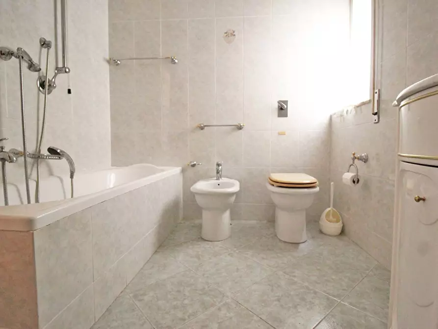 Immagine 37 di Appartamento in vendita  in via giuseppe padre la rocca 48 a Ficarazzi