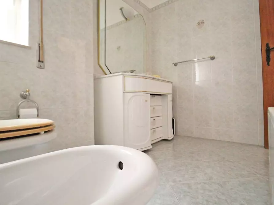 Immagine 39 di Appartamento in vendita  in via giuseppe padre la rocca 48 a Ficarazzi