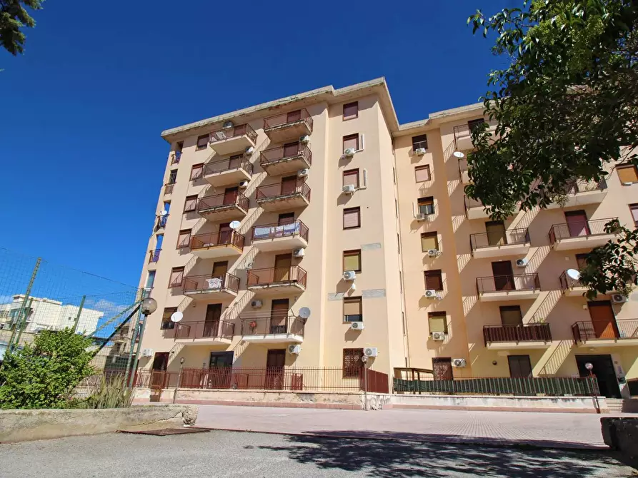 Immagine 2 di Appartamento in vendita  in Via Filippo Pecoraino 16 a Palermo