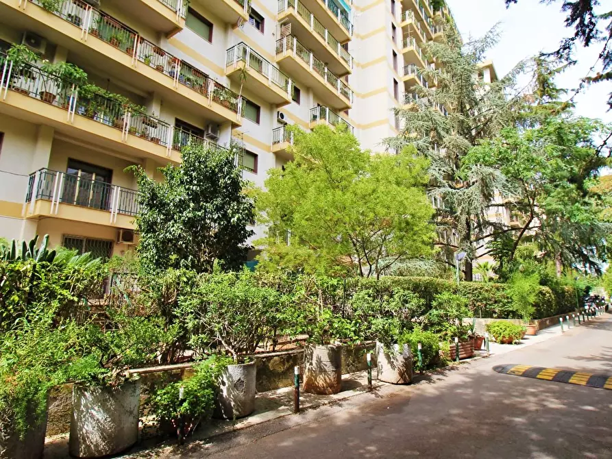 Immagine 5 di Appartamento in vendita  in Piazza Giovanni Paolo ii 18 a Palermo