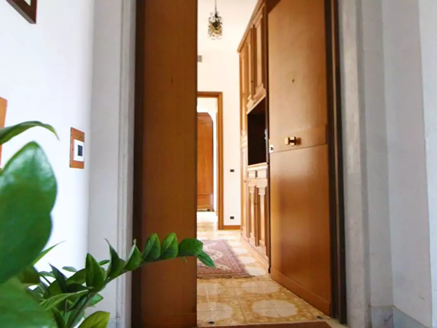 Immagine 11 di Appartamento in vendita  in Piazza Giovanni Paolo ii 18 a Palermo