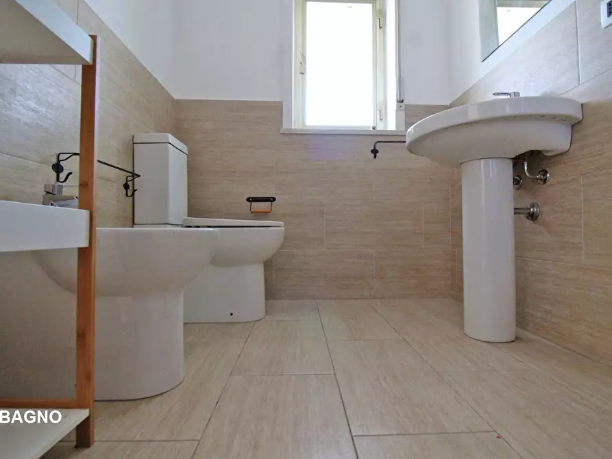 Immagine 12 di Appartamento in vendita  in Piazza Giovanni Paolo ii 18 a Palermo