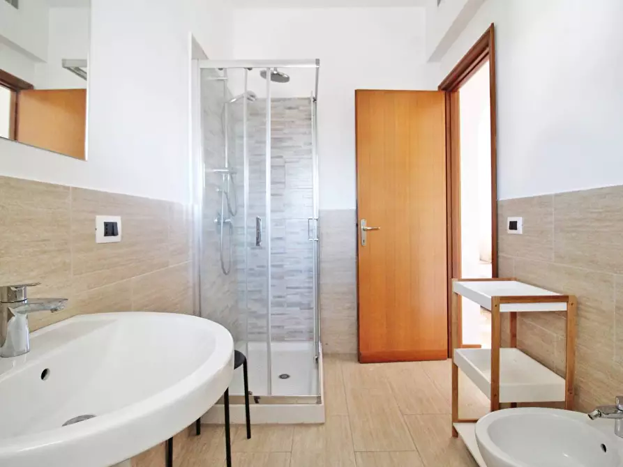 Immagine 19 di Appartamento in vendita  in Piazza Giovanni Paolo ii 18 a Palermo