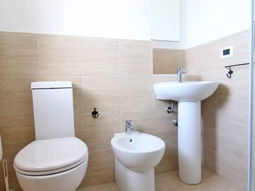 Immagine 57 di Appartamento in vendita  in Piazza Giovanni Paolo ii 18 a Palermo