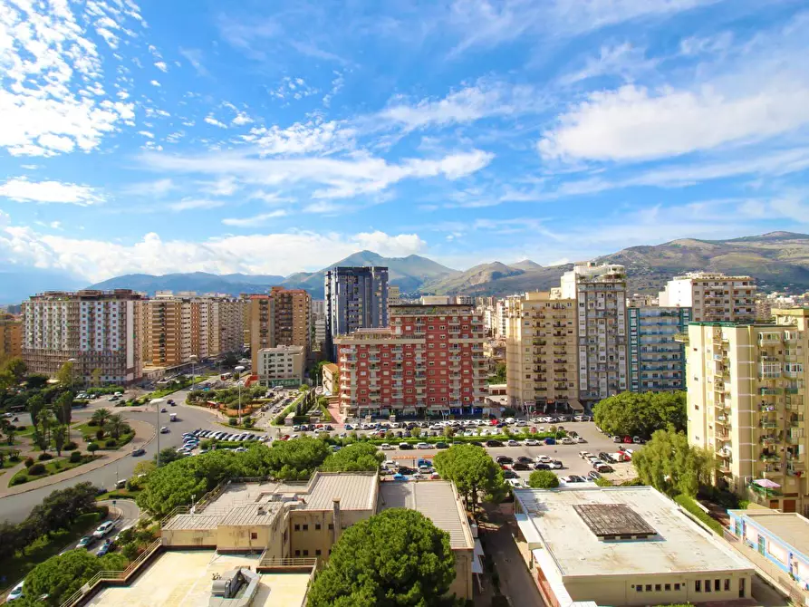 Immagine 59 di Appartamento in vendita  in Piazza Giovanni Paolo ii 18 a Palermo