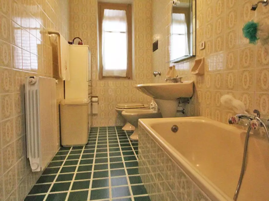 Immagine 8 di Appartamento in vendita  in Via Pio La torre 17 a Piana Degli Albanesi