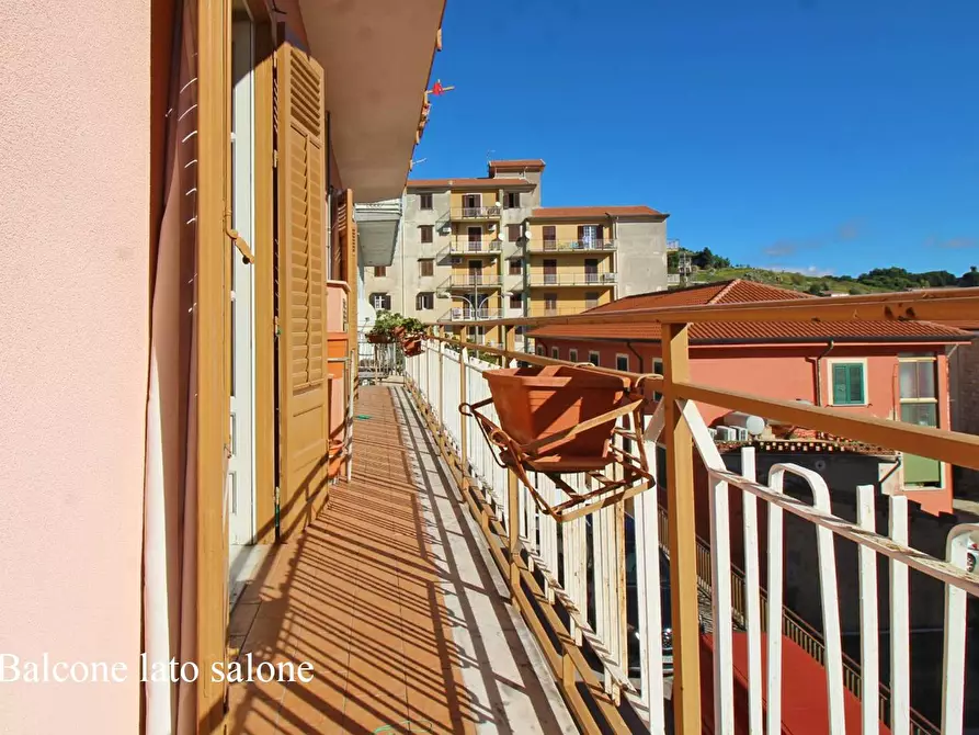 Immagine 45 di Appartamento in vendita  in Via Pio La torre 17 a Piana Degli Albanesi