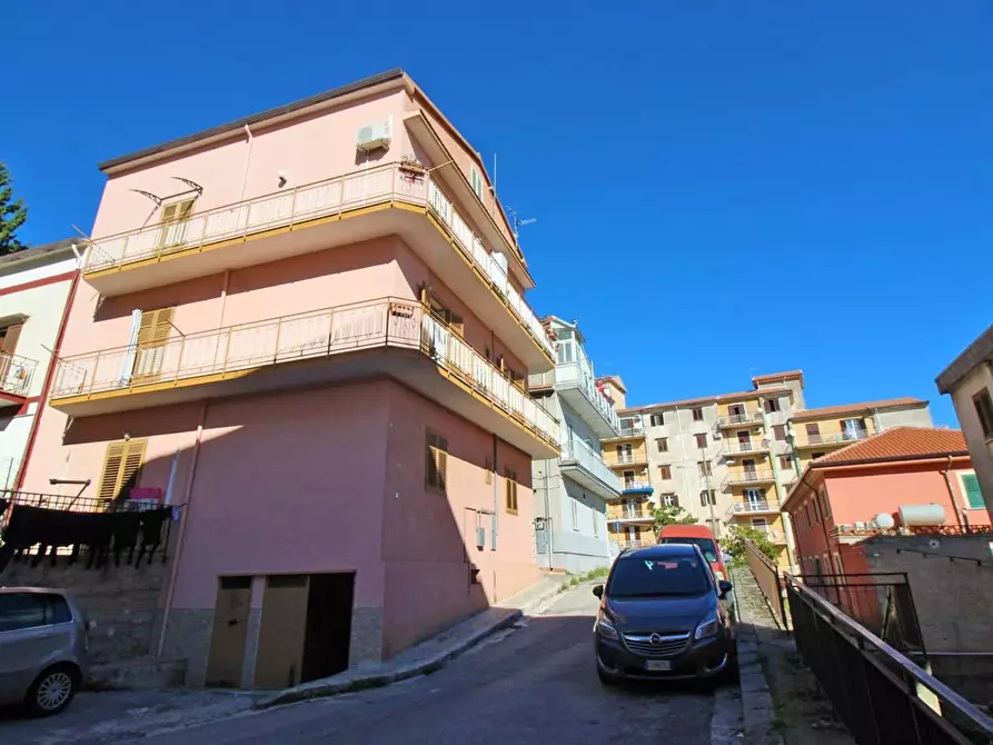 Immagine 62 di Appartamento in vendita  in Via Pio La torre 17 a Piana Degli Albanesi