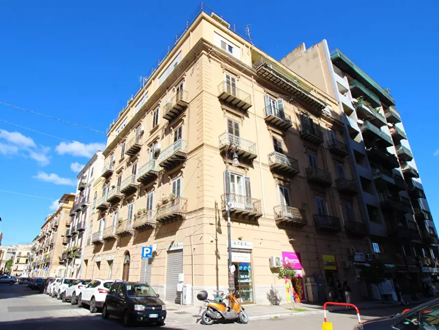 Immagine 1 di Appartamento in affitto  in Via Giuseppe La Masa 37 a Palermo