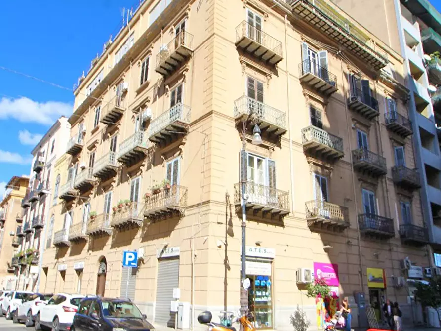 Immagine 5 di Appartamento in affitto  in Via Giuseppe La Masa 37 a Palermo