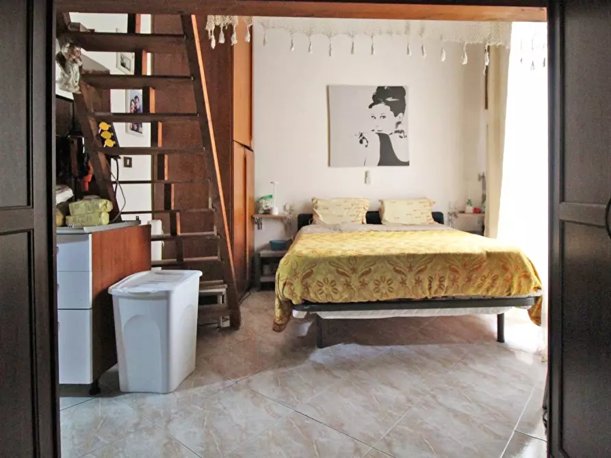 Immagine 3 di Appartamento in vendita  in piazza kalsa a Palermo