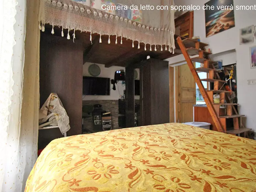 Immagine 4 di Appartamento in vendita  in piazza kalsa a Palermo