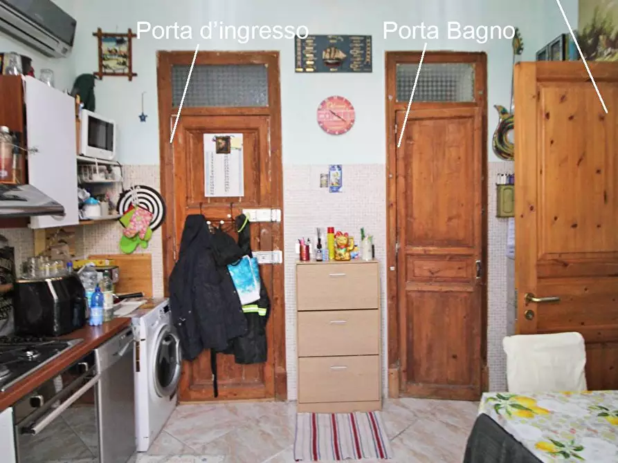 Immagine 16 di Appartamento in vendita  in piazza kalsa a Palermo