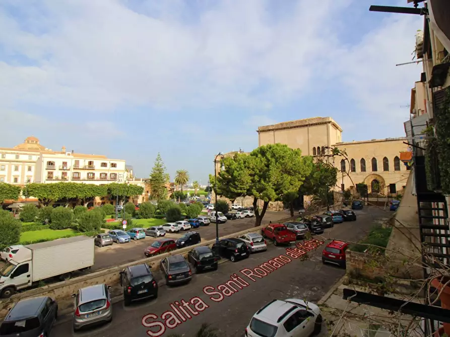 Immagine 25 di Appartamento in vendita  in piazza kalsa a Palermo