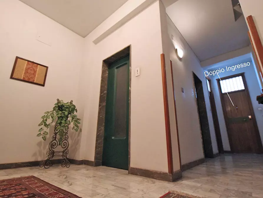 Immagine 16 di Appartamento in vendita  in Via Dante 157 a Palermo