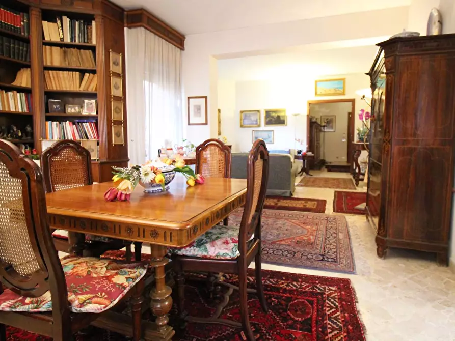 Immagine 28 di Appartamento in vendita  in Via Dante 157 a Palermo