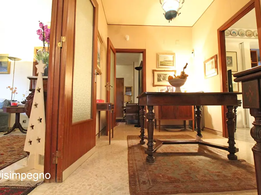 Immagine 40 di Appartamento in vendita  in Via Dante 157 a Palermo