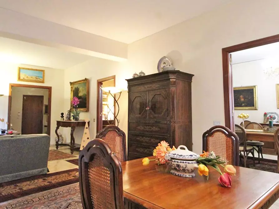 Immagine 82 di Appartamento in vendita  in Via Dante 157 a Palermo