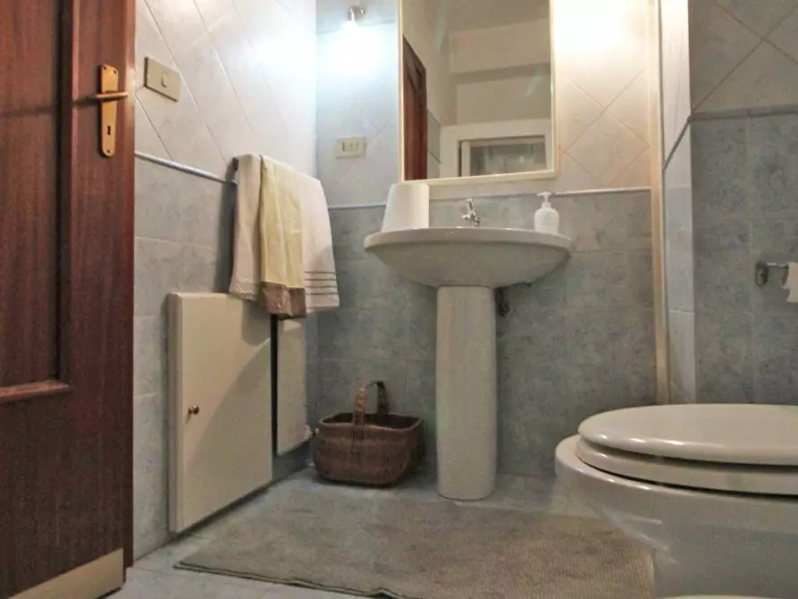 Immagine 97 di Appartamento in vendita  in Via Dante 157 a Palermo