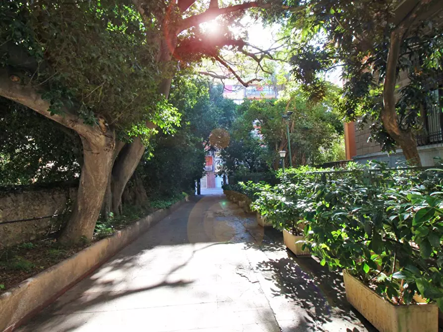 Immagine 103 di Appartamento in vendita  in Via Dante 157 a Palermo